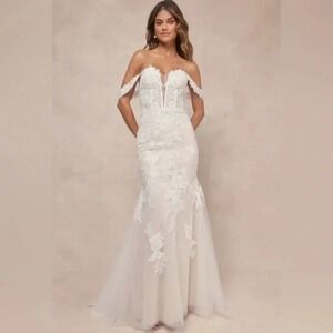 Lulus Luxe Bridal Endless Dedication Embroidered Off-the-Shoulder Dress Sz 4